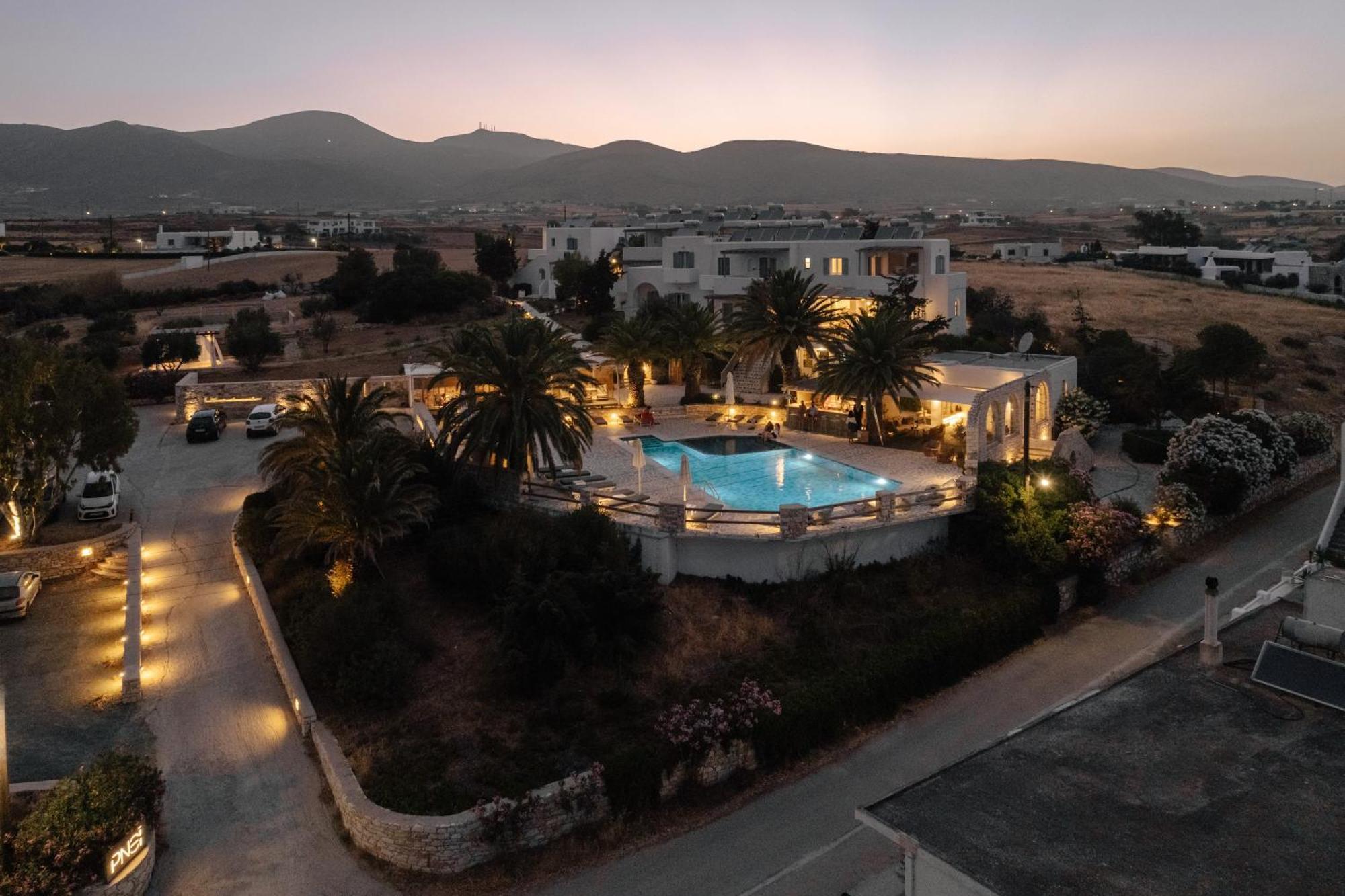 Pnoi Hotel Logaras Exteriör bild